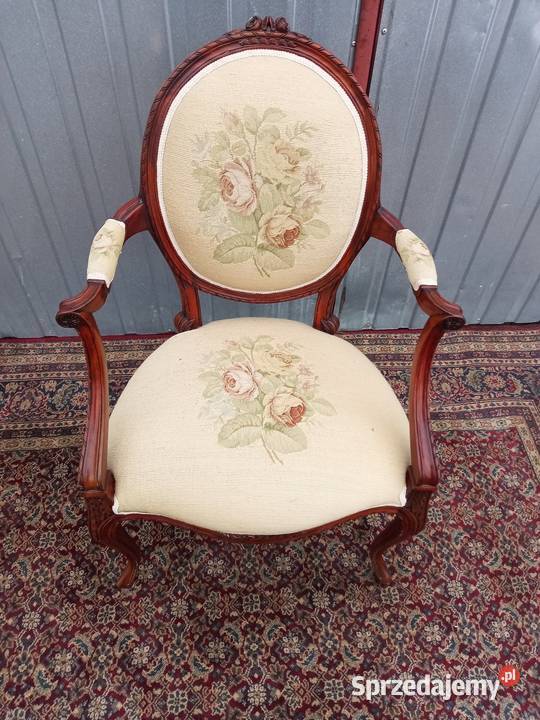 Fotel sprzedam Borówno