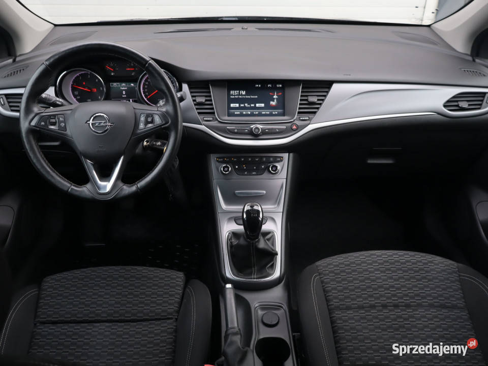 Opel Astra 16 CDTI elektrycznie ustawiane fotele Katowice