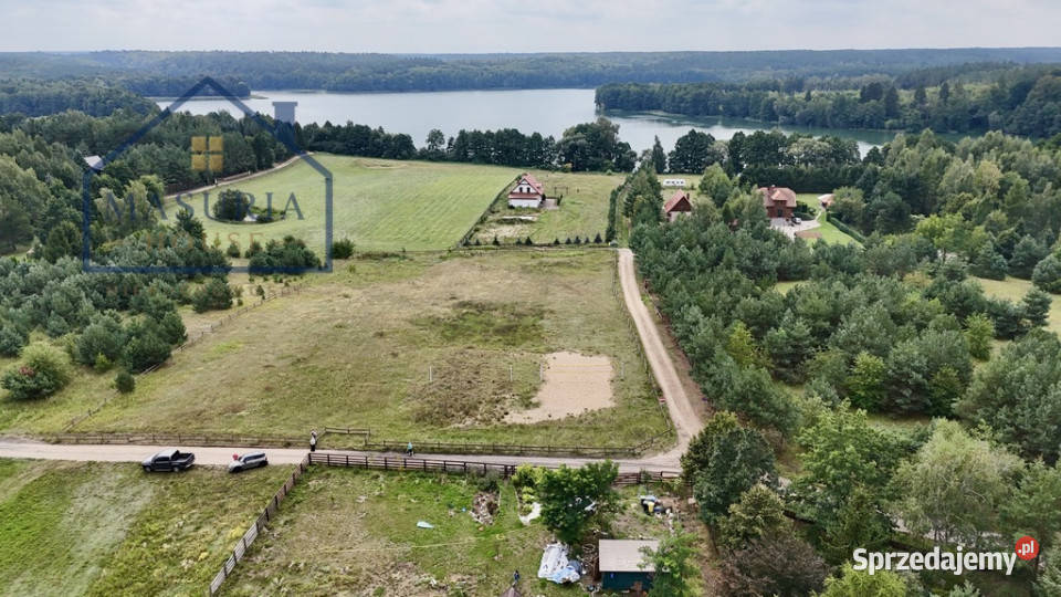 działka letniskowa jeziorem