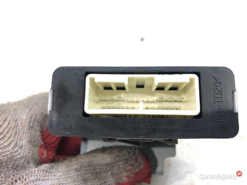 MODUŁ STEROWNIK ŚWIATEŁ SUZUKI IGNIS III