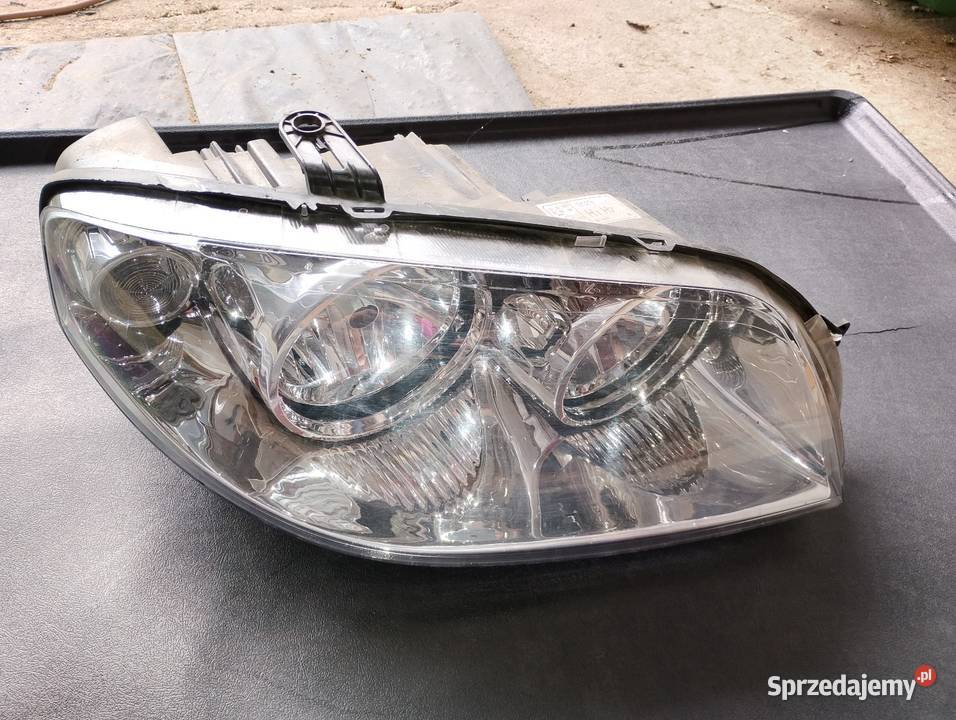 Fiat Punto 2 loft lampa przednia prawa Tyc dolnośląskie Strzegom sprzedam