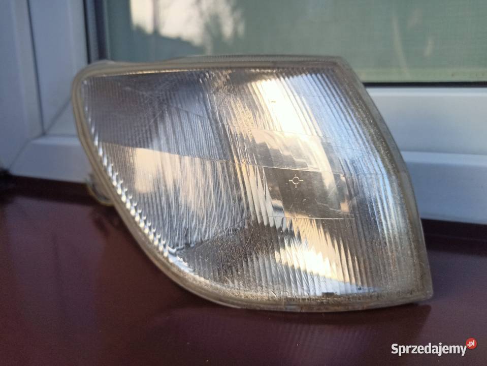 Peugeot 306 kierunkowskaz kierunek migacz prawy Sieradz