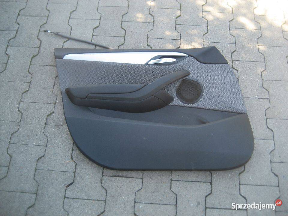 bmw x1 e84 0912r tapicerka drzwi przód lewa Rakoniewice