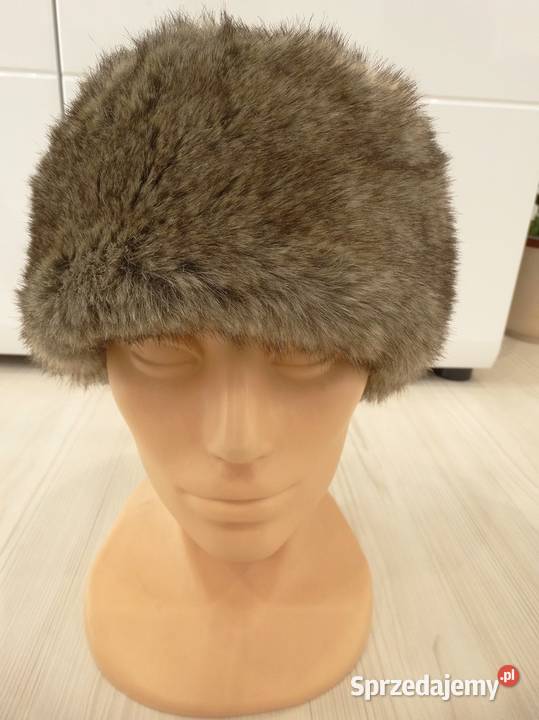 Czapka Futrzana Toczek Sztuczne Futro Beżowa
