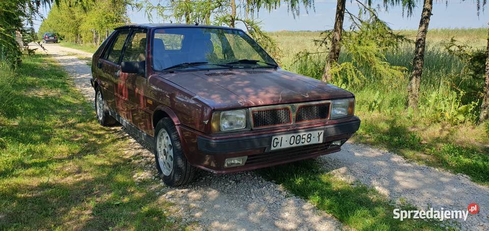 Lancia Delta HF TURBO