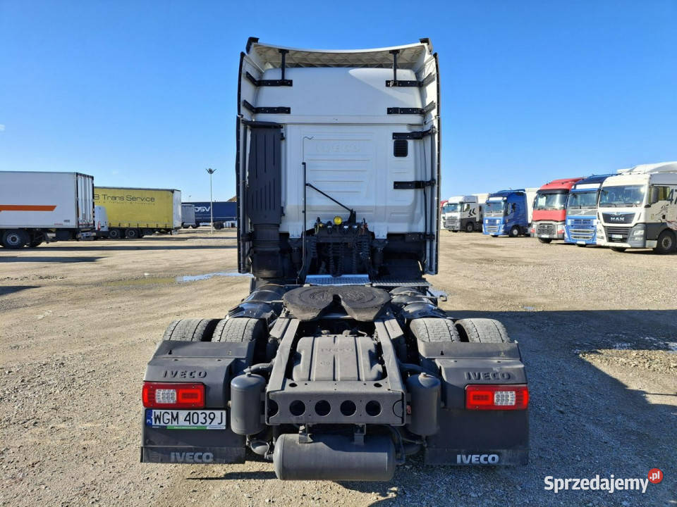 Iveco AS440STFP LT