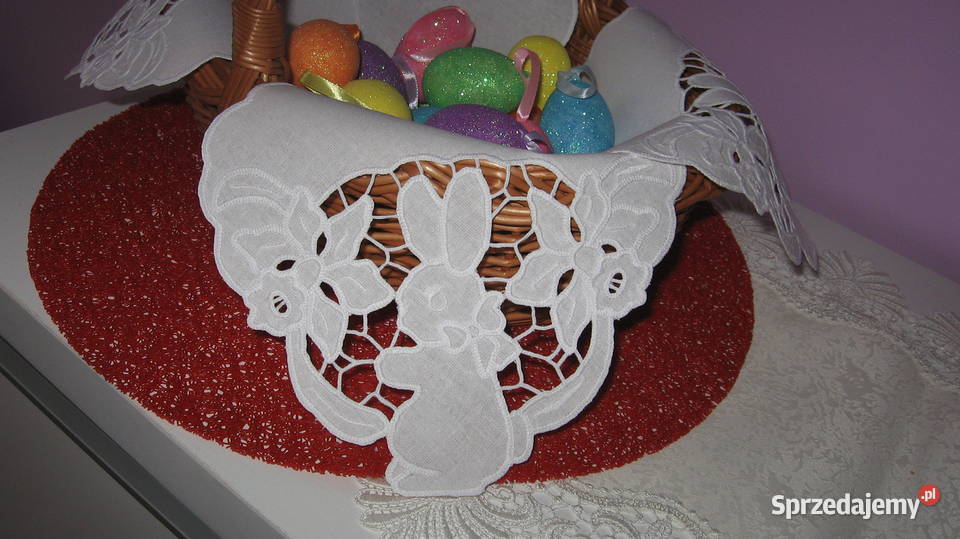 Serwetka do wielkanocnego koszyczka haft biały Jarocin