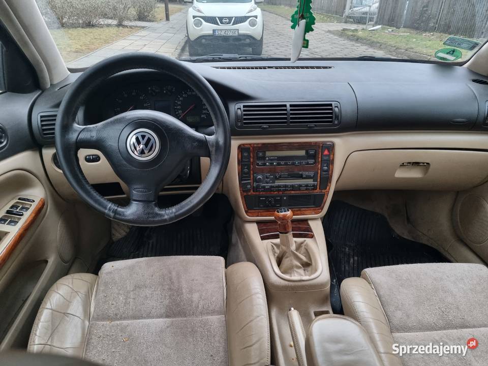 Passat 18t 13 lat w jednych rękach garażowany 150KM Katowice