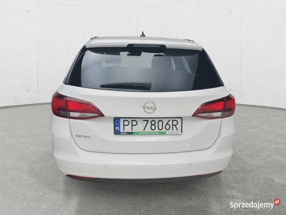 Opel Astra L 2021 Komorniki