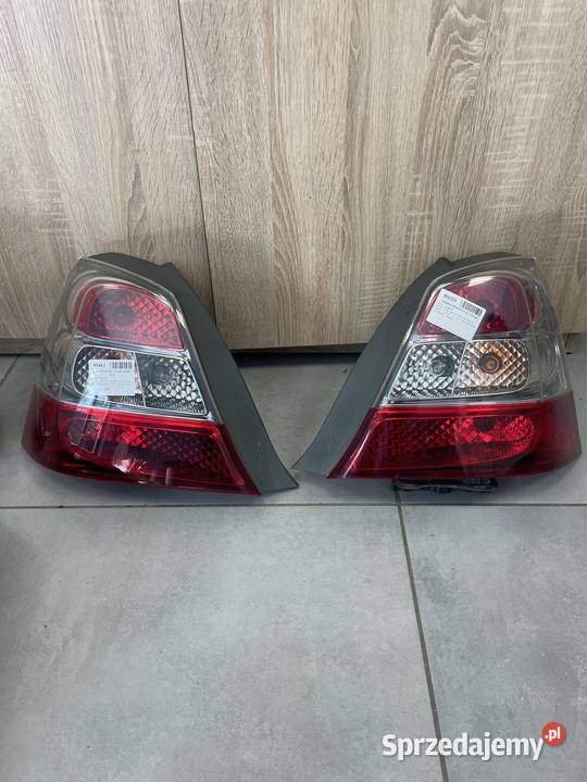 Honda Civic VII chb lampa tył L R Kozubszczyzna sprzedam