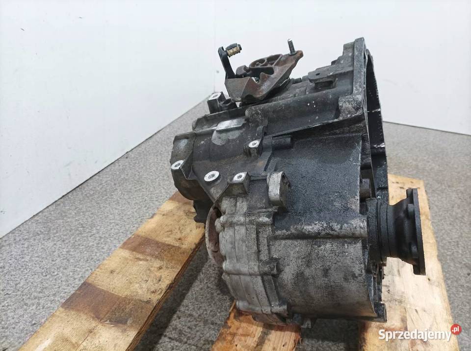 SKRZYNIA BIEGÓW KXD 19 TDI VW Volkswagen Touran Rok produkcji 2008