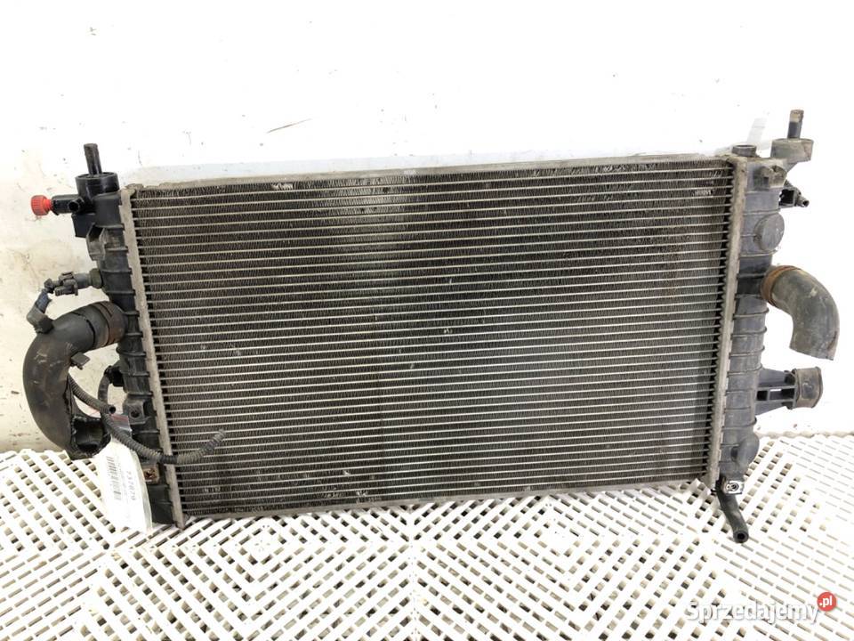 CHŁODNICA WODY OPEL ASTRA H 16 105 0414 RADIATOR