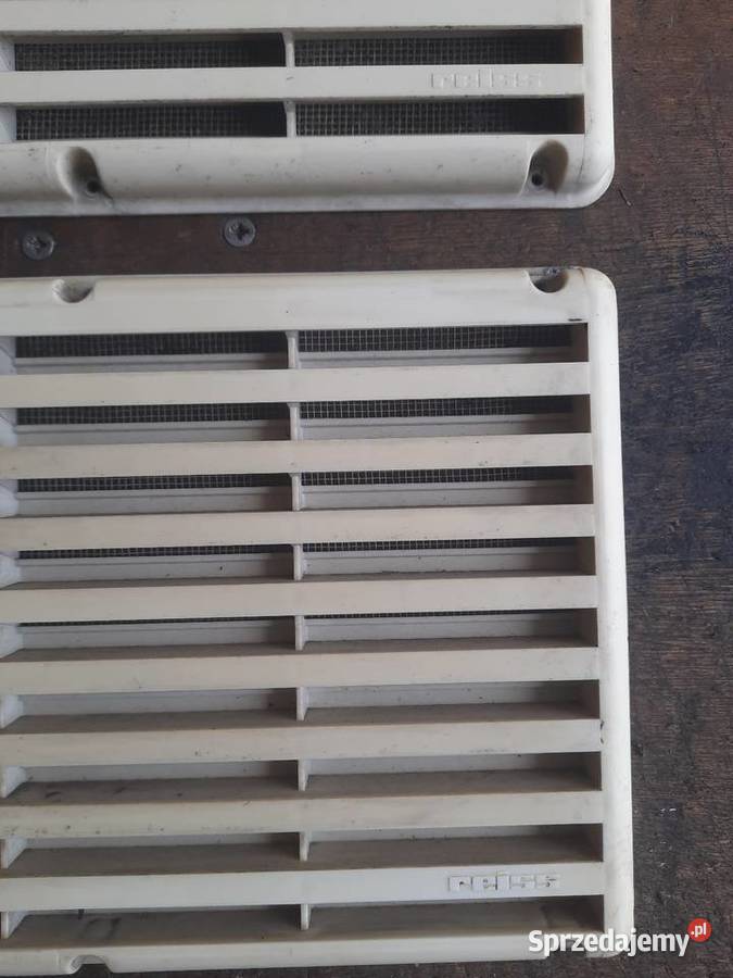 Kratki wentylacyjne do przyczepy kempingowej Skokowa