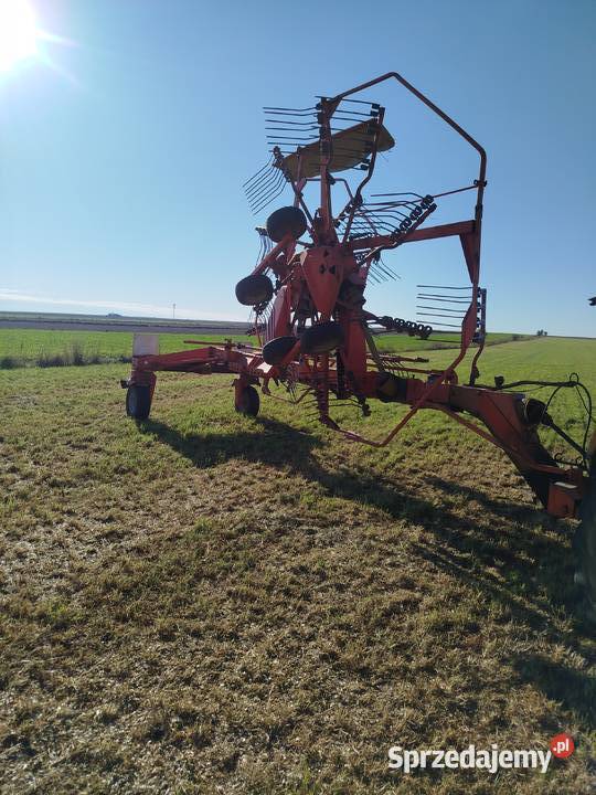 Zgrabiarka karuzelowa kuhn Ciechanów