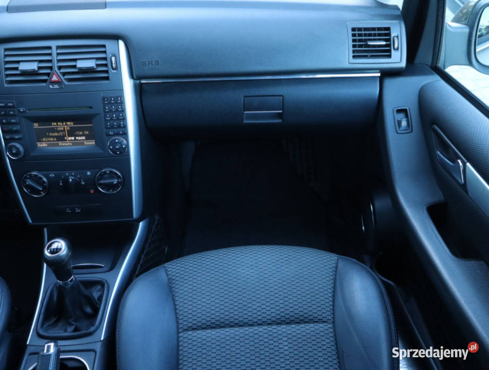 Mercedes B B 180 CDI czujnik parkowania Samochody osobowe