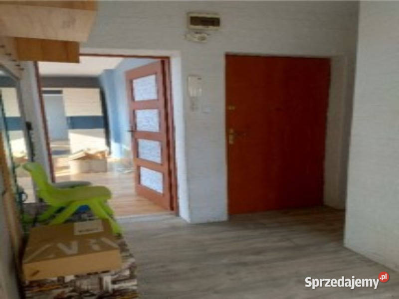 Syndyk sprzeda mieszkanie w Górze Liczba pokoi 3 Góra