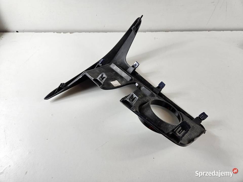 TOYOTA YARIS IV 4 GR KRATKA PRAWA ZDERZAKA PRZÓD Międzychód