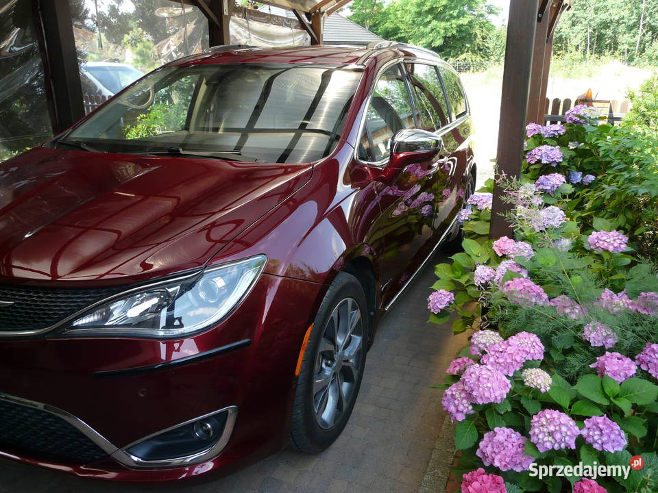 Chrysler Pacyfica Limited pełny 2017r 105165 łódzkie Wieruszów sprzedam