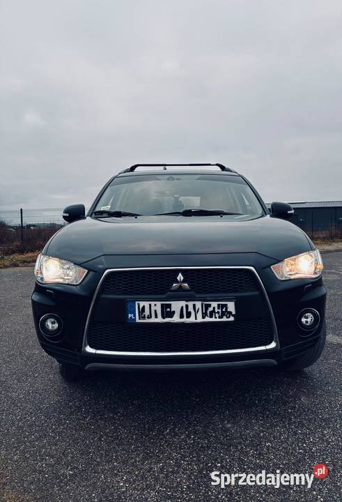 Mitsubishi Outlander II 2011 177 zadbany niski