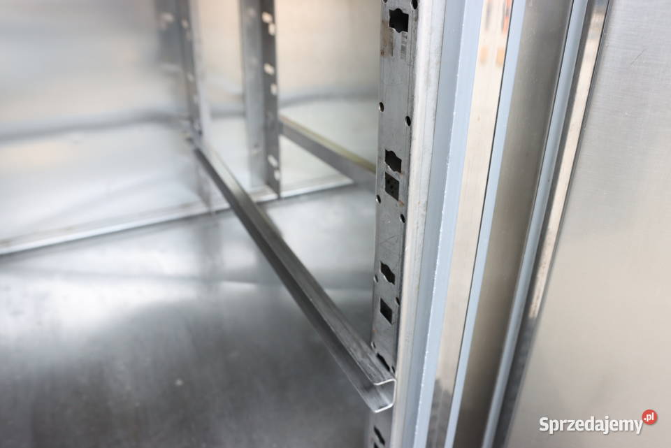 Stół chłodniczy 2 drzwiowy stal nierdzewna 134 Gastronomia