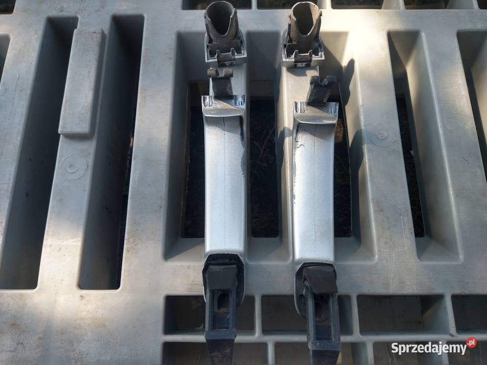 Klamka Zewnętrzna Kpl 3B0 837 207 VwSeatSkoda LP Radziszów sprzedam