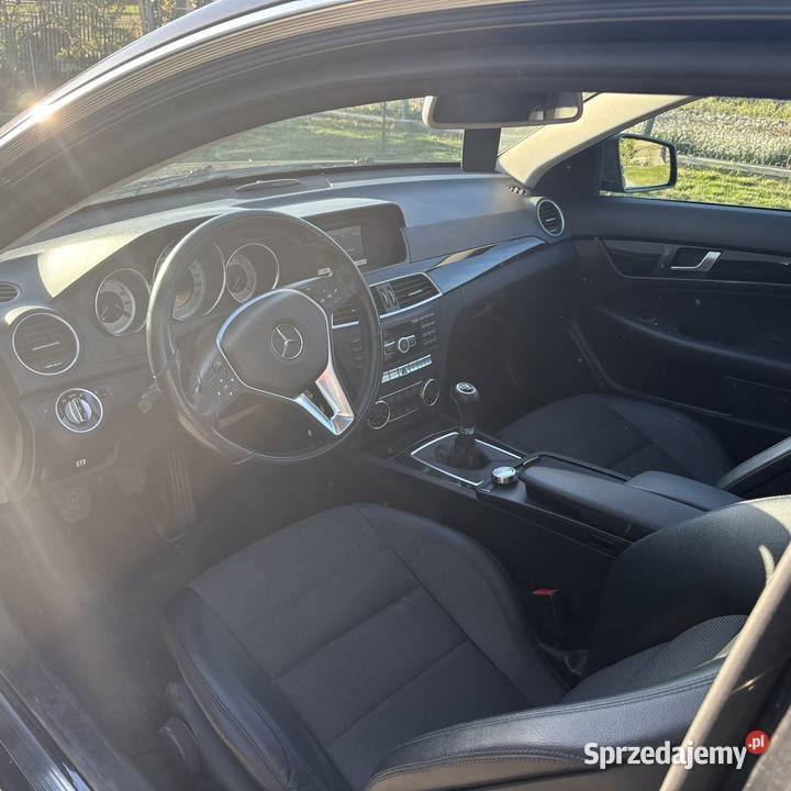 MercedesBenz c klasa w204 coupe Samochody osobowe mazowieckie Błonie