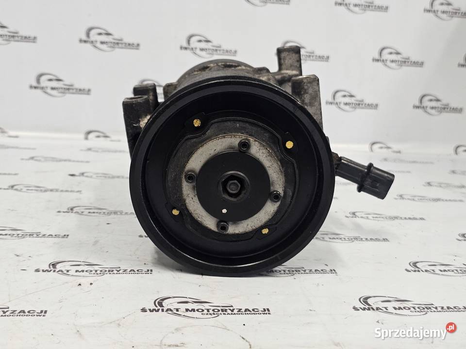 HYUNDAI i40 14r 17 CRDI D4FD sprężarka