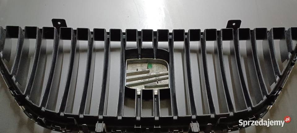 Sprzedam grill do Seat Exeo Pozostałe Motoryzacja sprzedam