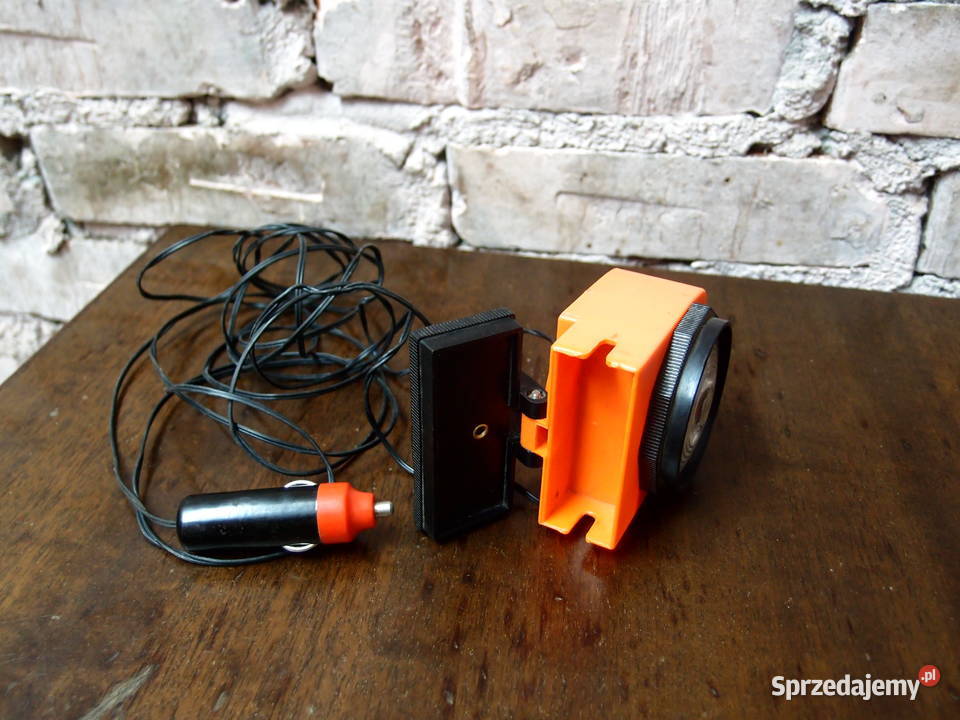 przenośna lampa samochodowa 12V produkcja PRL Łódź sprzedam