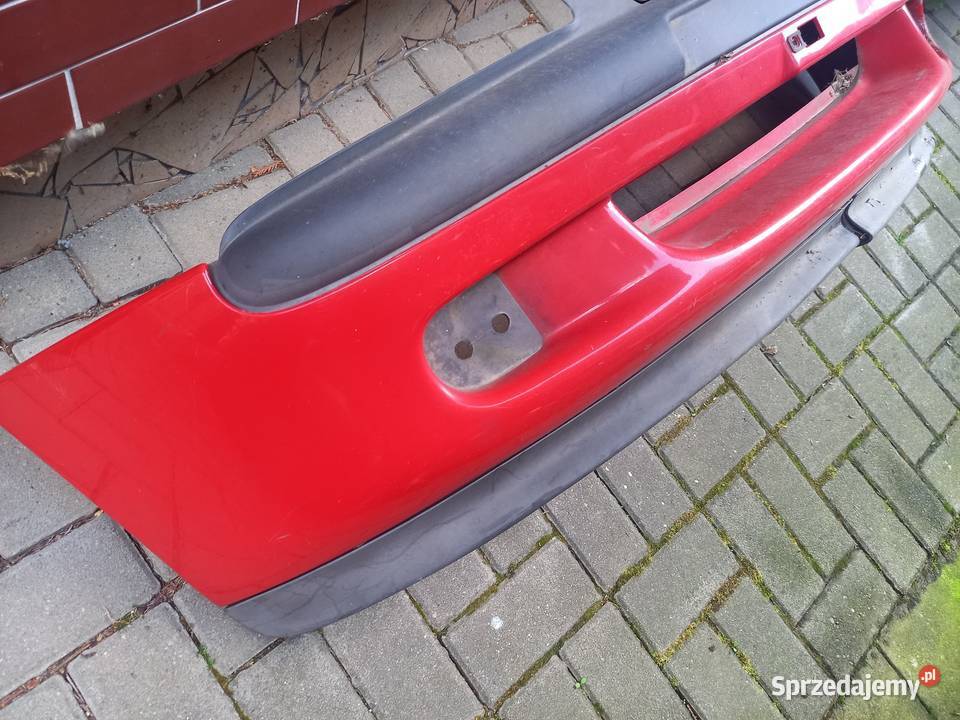 Zderzak przód Opel Tigra czerwony zderzak