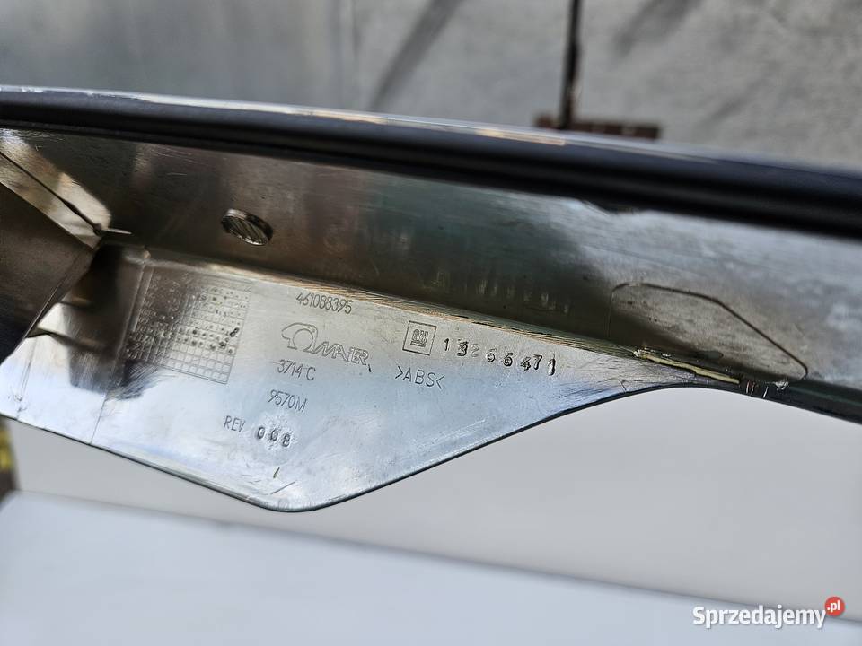 OPEL ASTRA H KOMBI SPOILER LISTWA KLAPY CHROM Międzychód