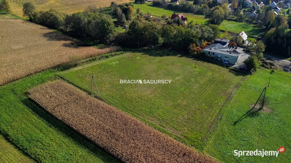 sprzedaży działki Radziszów Szkolna 7427m2 małopolskie