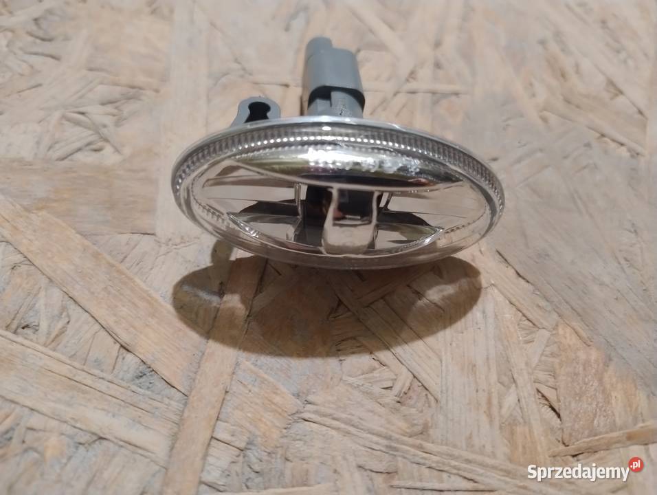 Migacz błotnika Aygo X 22 śląskie Cieszyn