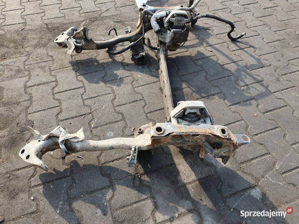 SANKI PRZEDNIE AUDI A8 D4 osobowe kujawsko-pomorskie Lipno