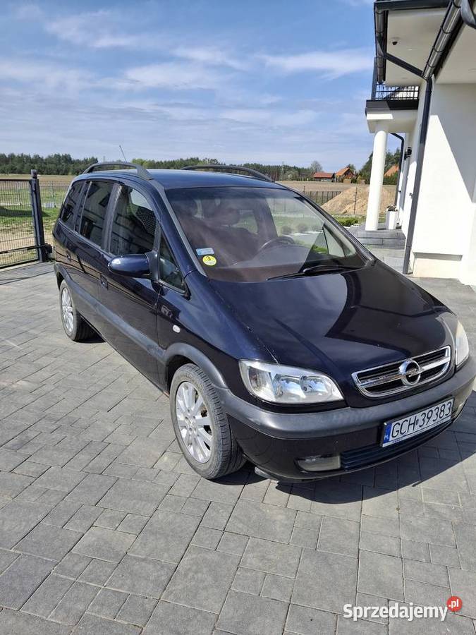 Zafira 22 diesel 7 osob nieuszkodzony Karsin