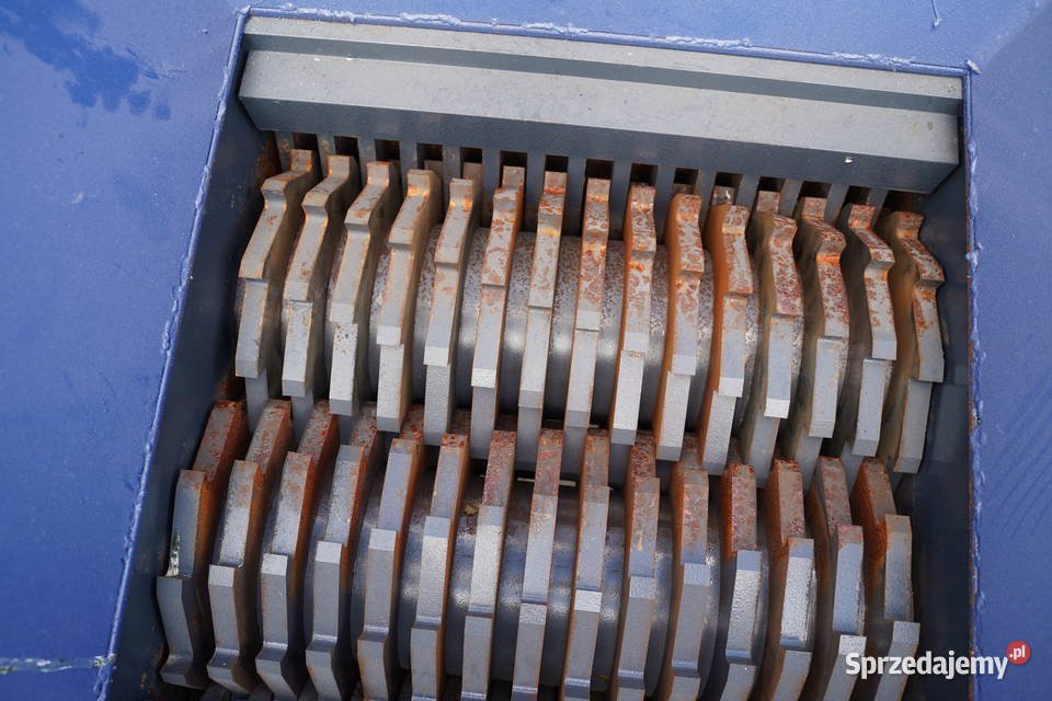ROZDRABNIACZ 2Wałowy 30kW RECYKLING Panele śląskie Zrębice