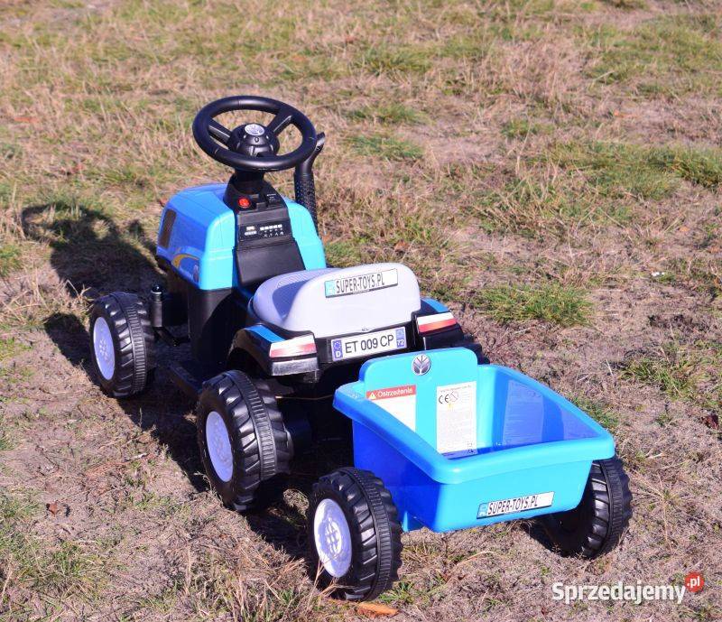 TRAKTOR NA AKUMULATOR HOLLAND12V 2 SILNIKI A009 Toruń sprzedam