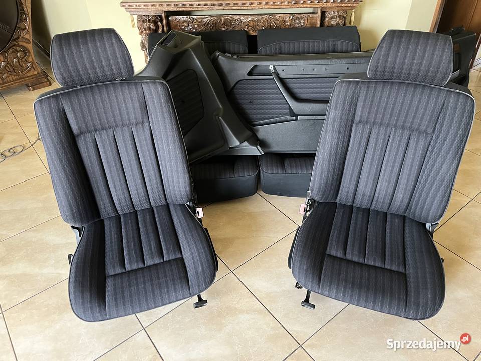 Mercedes W124 Coupe Tapicerka Fotele Kanapa Kłomnice sprzedam