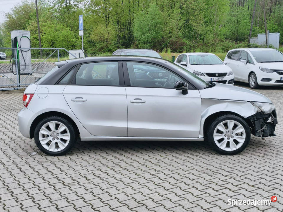 Audi A1 Sportback 12 tsi benzyna 86 nawigacja manualna