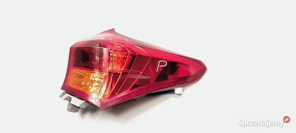 LAMPA PRAWA TYŁ TOYOTA AURIS II Lipno