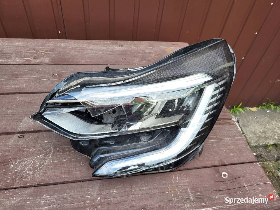 Renault Captur II reflektor lampa przod przednia wielkopolskie Turek