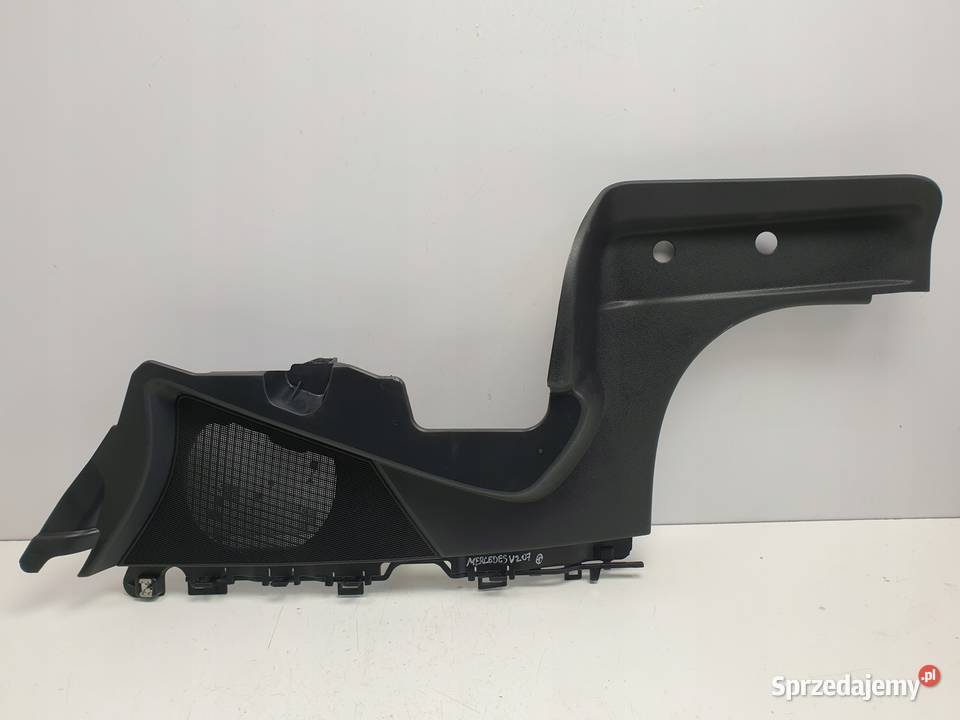 Mercedes C207 A207 PAWA OSŁONA BAGAŻNIKA Boczek