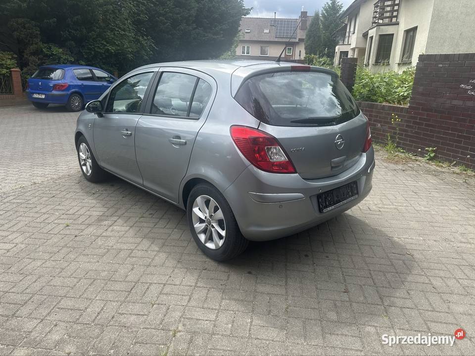 Opel Corsa D lakier metallic Corsa Szczecin