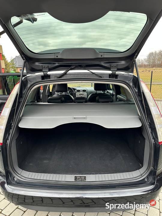 FORD FOCUS KOMBI MK2 16 16V 116 czarny Haczów