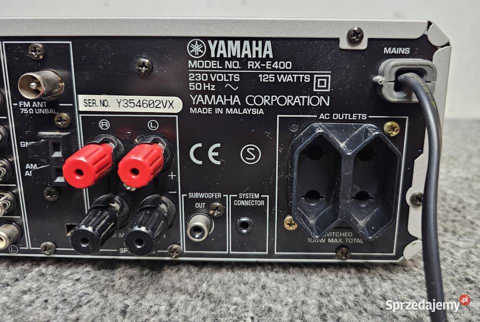 Amplituner STEREO Yamaha RXE400 Natural Sound