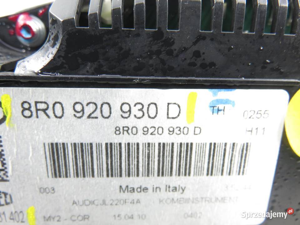 LICZNIK AUDI Q5 30 TDI 8R0920930D 503002381402 osobowe Liczniki i zegary