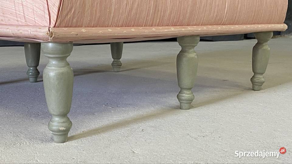 Podnóżek pufa na toczonych nogach vintage Pufy i podnóżki Pufy i podnóżki Budno