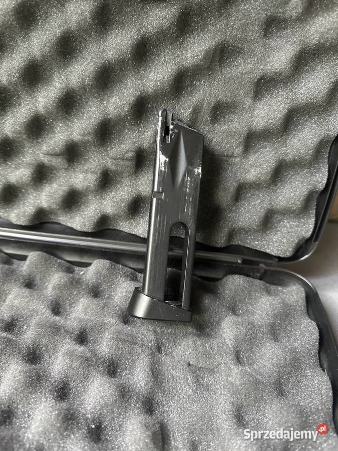 Wiatrówka Cybergun Swiss Arms P92 Beretta Konin