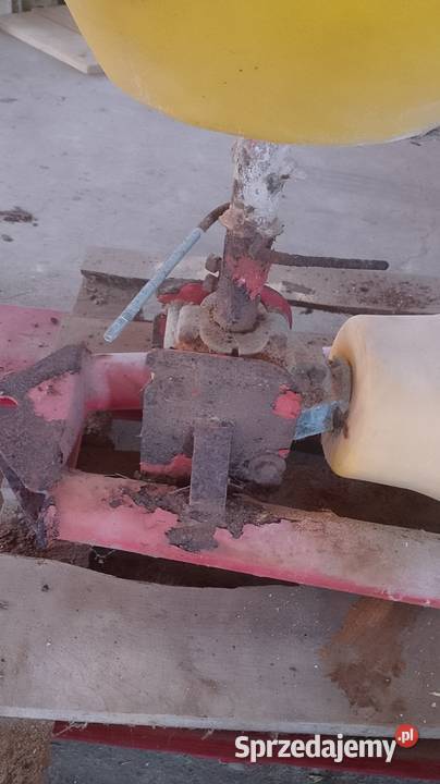 Sprzedam rozsiewacz lejek