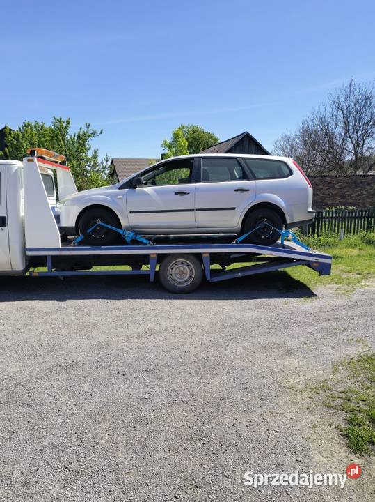 Auto laweta solidny najazd Ryczów